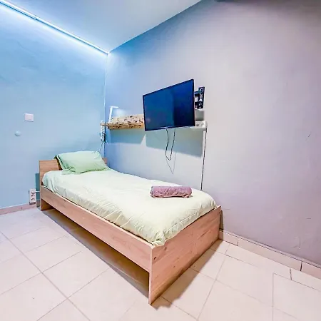 4 Places Vieux Apartment Agde